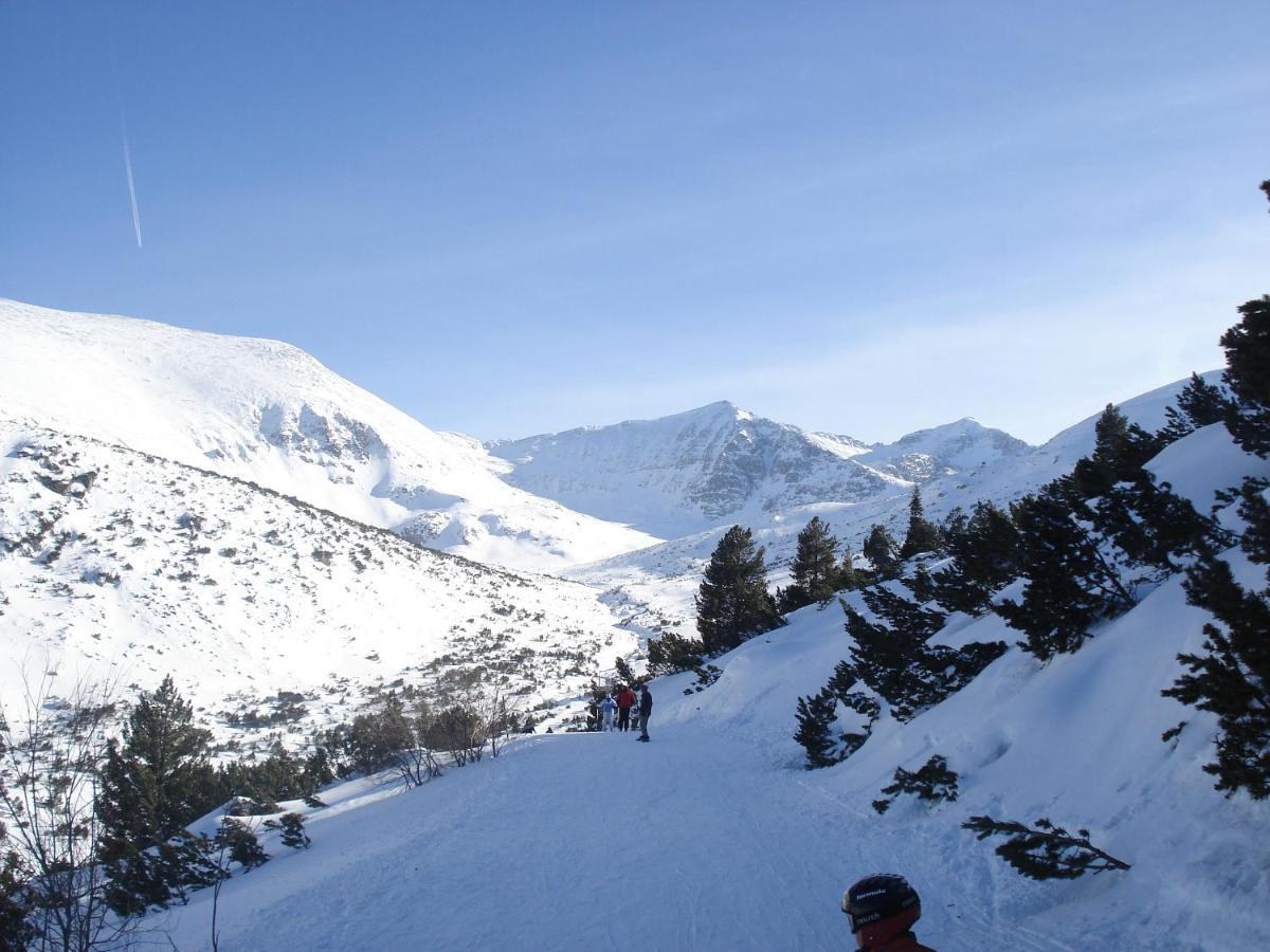 Flora Apartments Tmf Borovets Luaran gambar